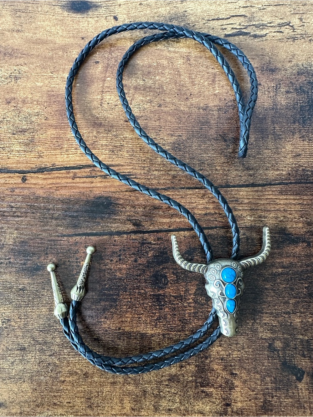Western Bull Skull Bolo Tie with Turquoise Color Stones Bohemian Unisex NEW